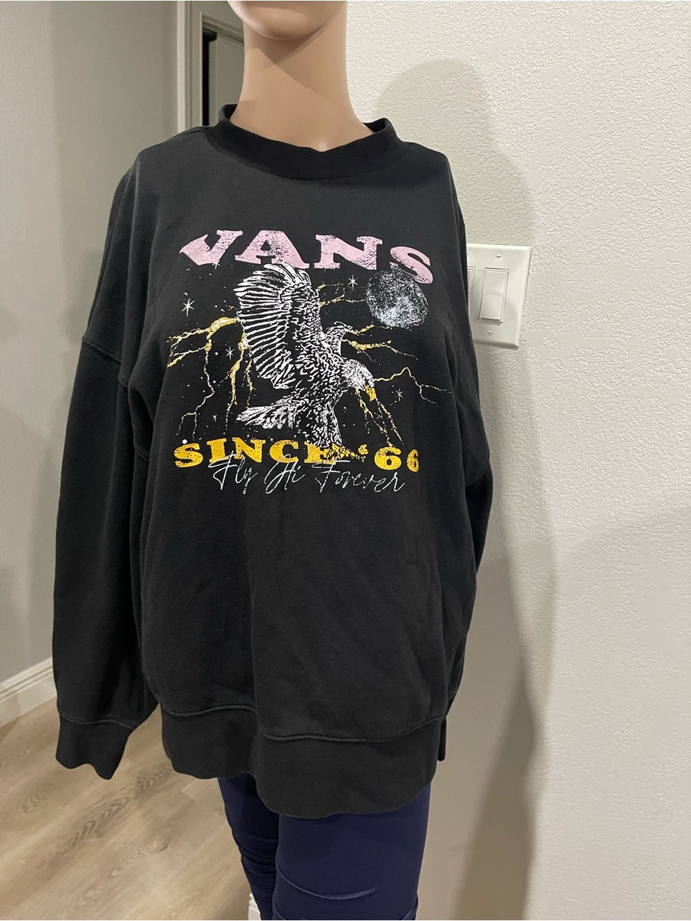 Vans Black Crewneck Sweatshirt with Pink Logo and Yellow Graphic size small - Picture 2 of 8